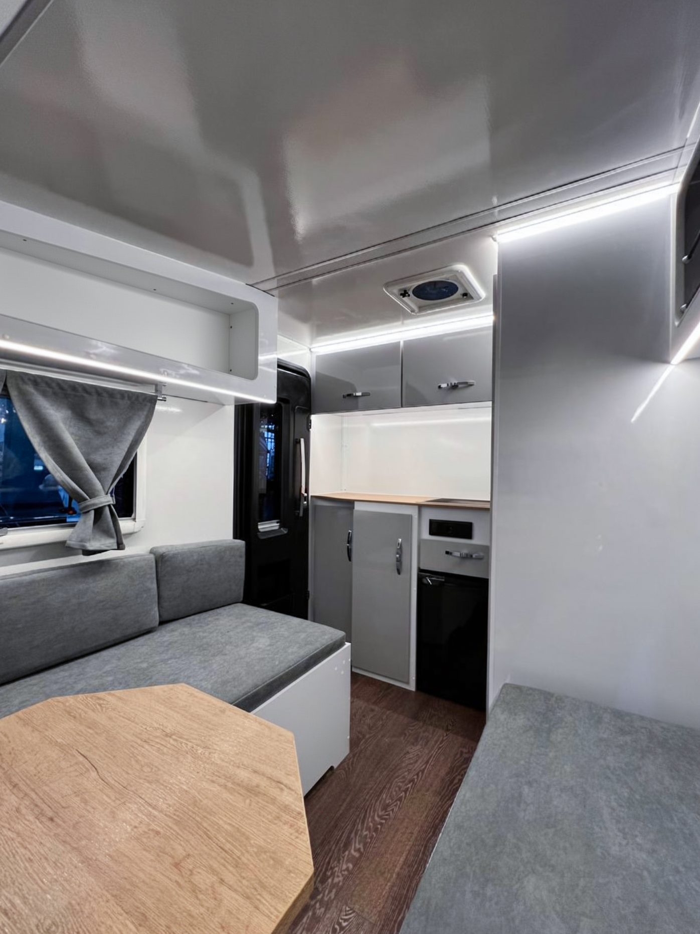 Внедорожный полноростовой дом на колёсах KSL30 в аренду camper2.ru