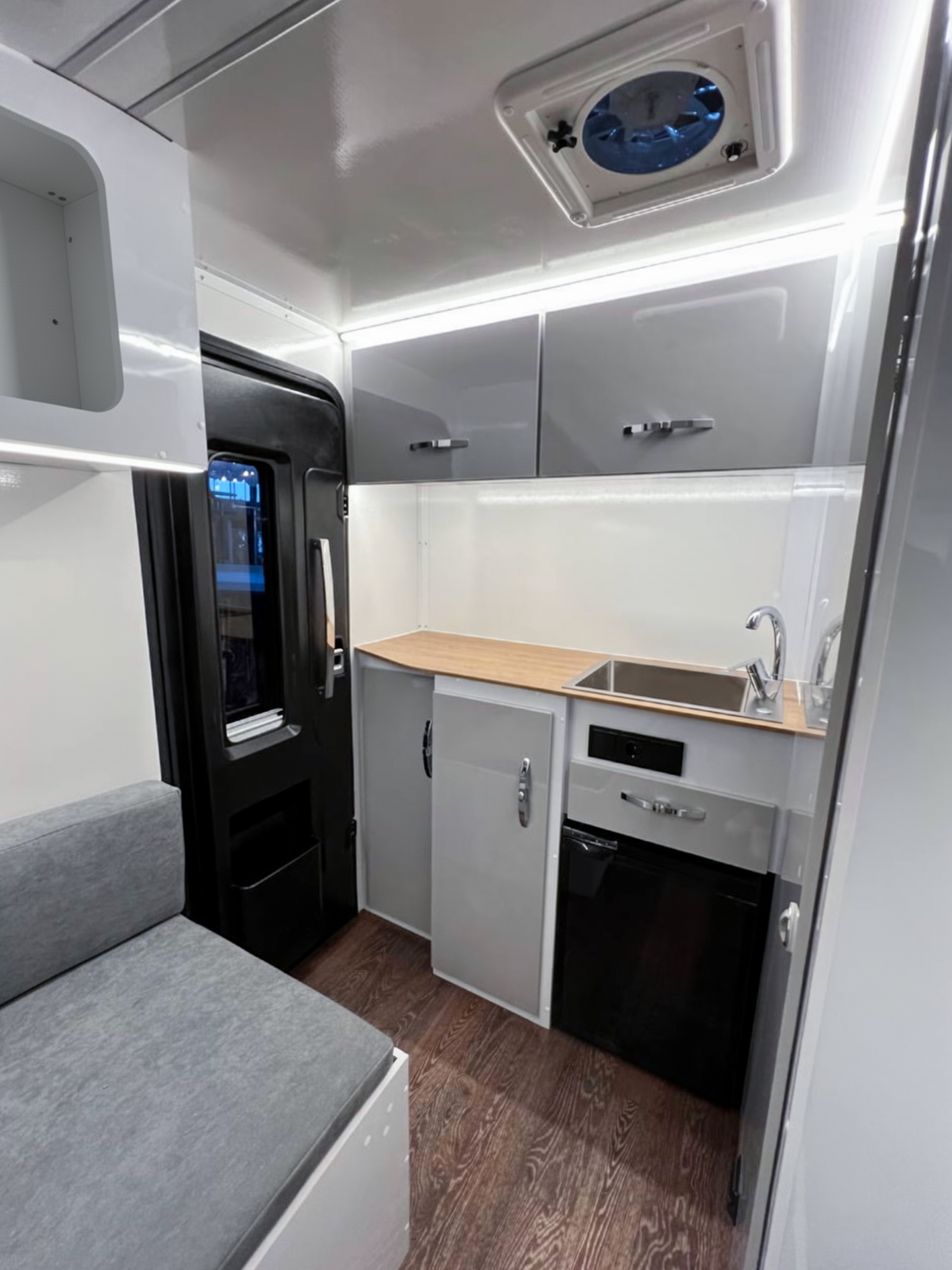 Внедорожный полноростовой дом на колёсах KSL30 в аренду camper2.ru